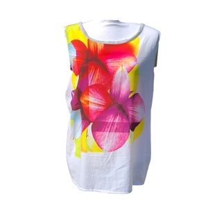 Apt 9 sleeveless floral top